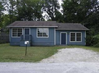 1226 Oak Ave, Springdale, AR 72764