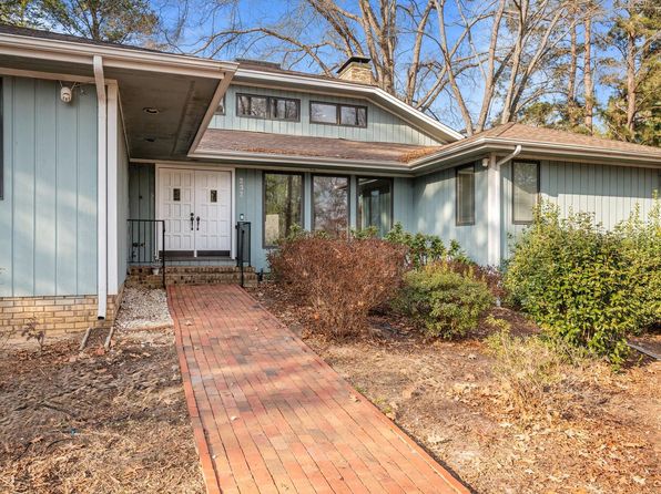 232 Lakeview Dr, Sanford, NC 27332