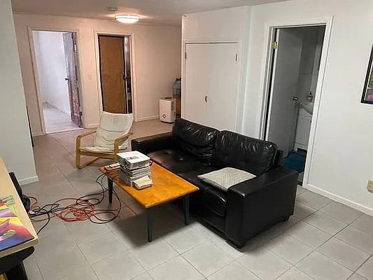 Rented by Himrod Management LLC | media 7