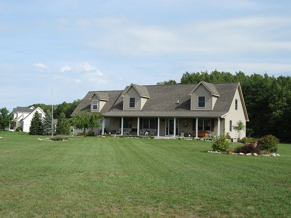 1st image of 12985 Coral Ln