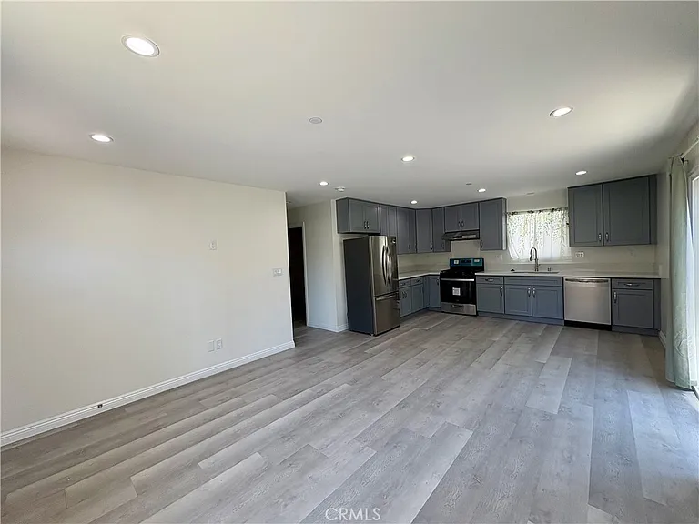 15323 Via Verita Ave — Photo 3
