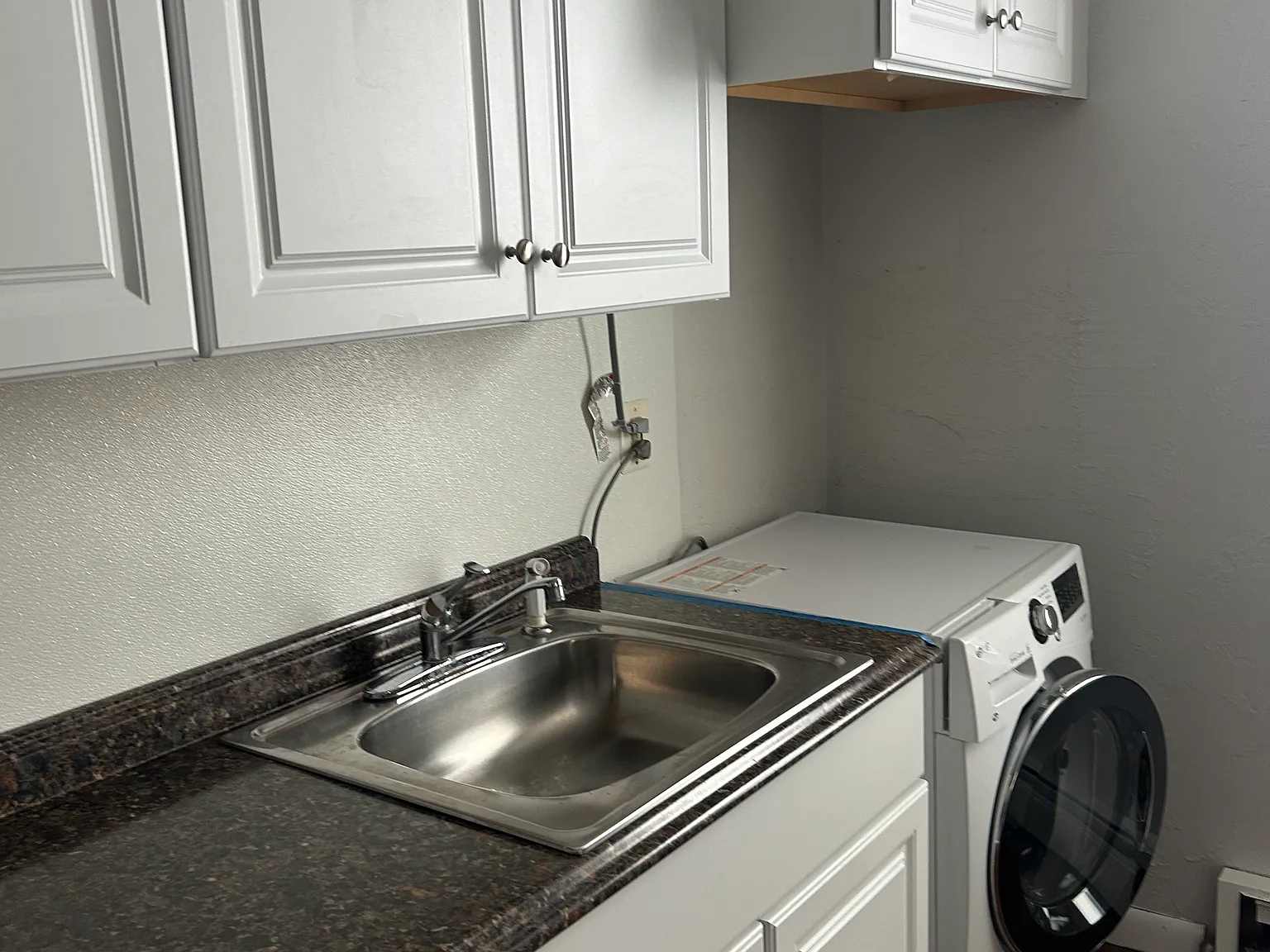 2 bed, 850 sqft, $1,400 — Photo 2