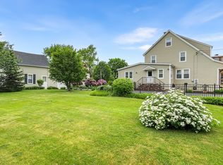 25 Winward St, Fall River, MA 02724