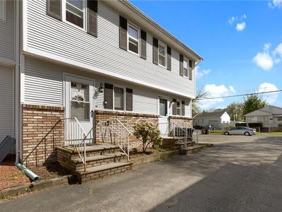 128 Prudence Ave APT 2, Providence, RI, 02909
