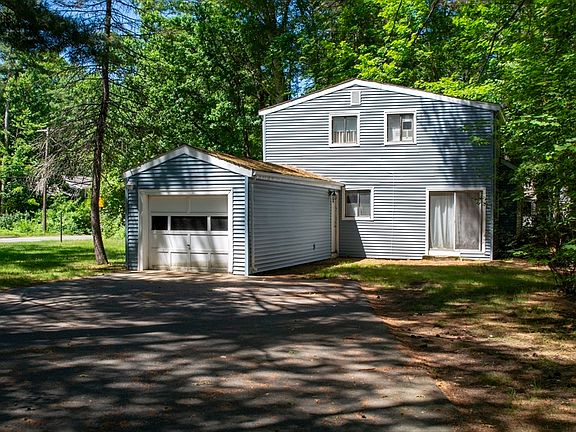 3rd image of 14 Willow Rd