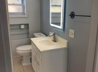 2023 W 19th St APT 3, Chicago, IL 60608