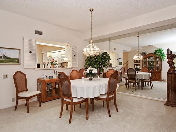 3rd image of 67 Pelican Pl #603