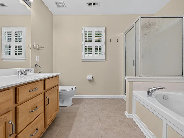 17222 Westmill Ln — Photo 17