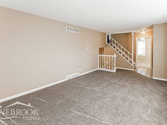 3rd image of 6008 E 97th St