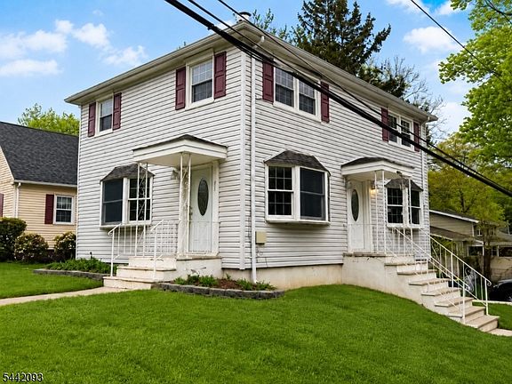 4th image of 249 Mountain Ave