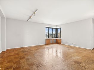 383 Grand St APT M1804, New York, NY 10002