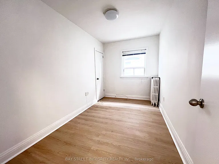 970 Briar Hill Ave — Photo 5