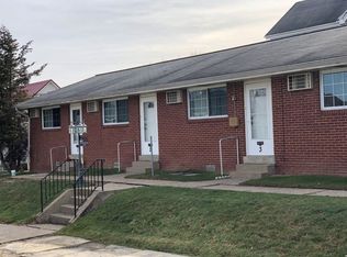 420 Foster St APT 2, Greensburg, PA 15601