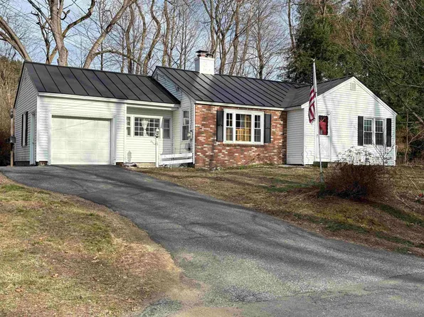 15 Mack Avenue, Lebanon, NH 03784