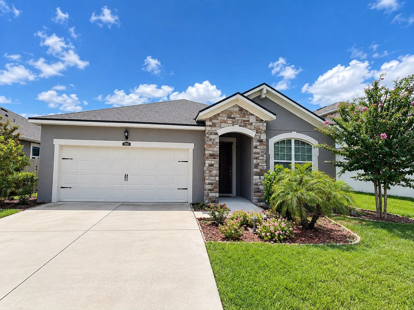 3 bed, 1752 sqft, $2,492 — Photo 2
