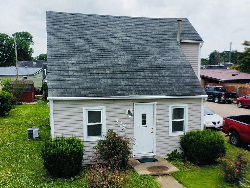 1st image of 228 Renick Ave