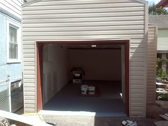 5th image of 109-73 143rd St