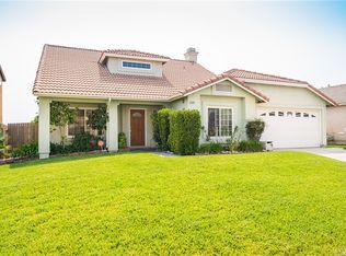 2549 W Windhaven Dr, Rialto, CA 92377