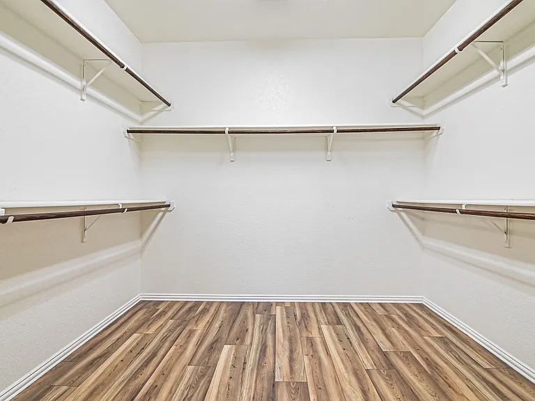 6612 Colony Rd — Photo 11