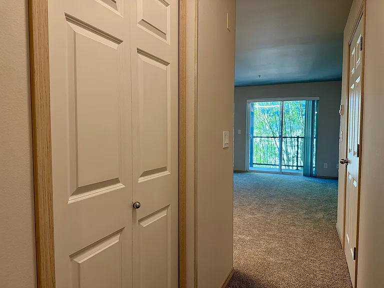 600 N 85th St #307 — Photo 9