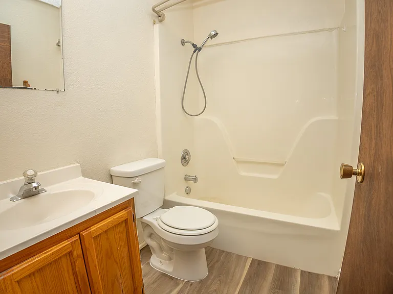 115 Traci Dr #11 — Photo 8