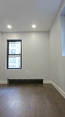 Rented by Metropolitan Equities | media 8