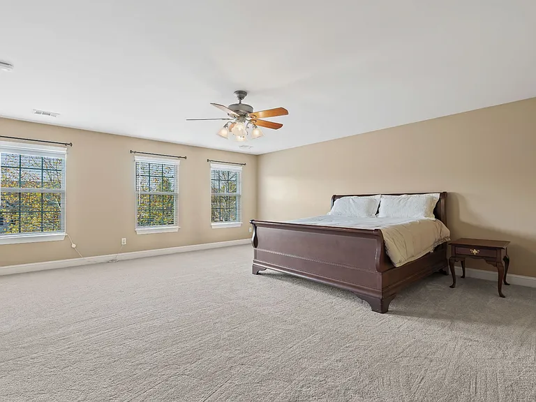 1266 Bridgeton Park Dr — Photo 34