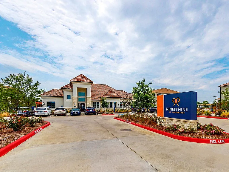 99 at Southwinds Entry