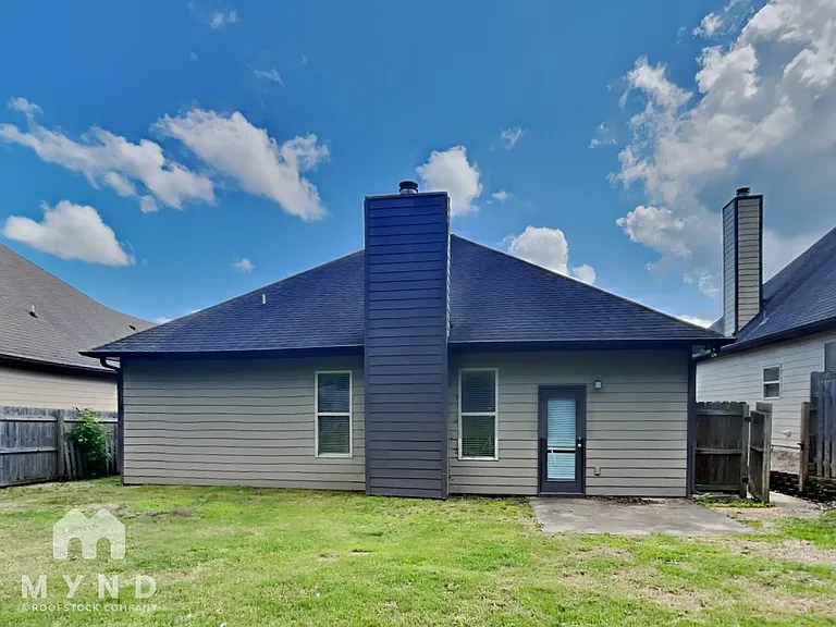 1192 Washington Dr — Photo 20
