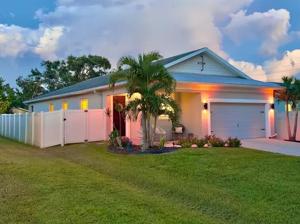867 Bacon Ave, Sarasota, FL 34232