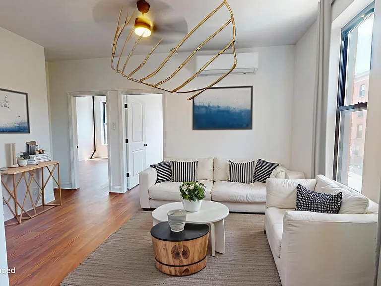 146 Wythe Ave #2L — Photo 2