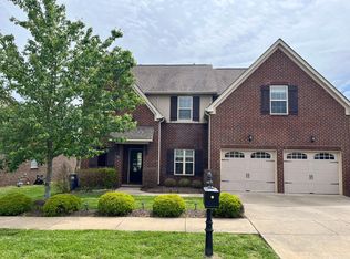 2612 Paddock Park Dr, Thompsons Station, TN 37179
