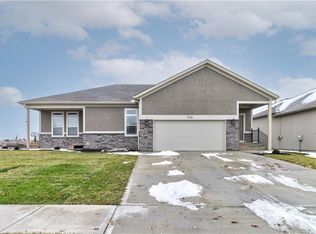 724 S Poplar St, Gardner, KS 66030