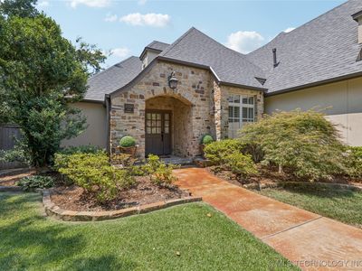 2310 S Columbia Pl, Tulsa, OK, 74114
