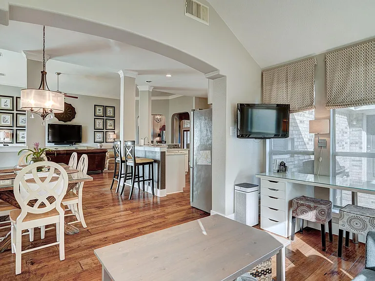 2639 Henley Dr — Photo 13