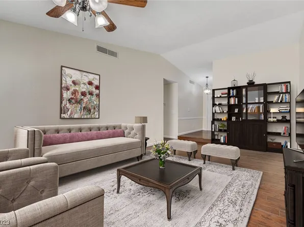 725 Prospect Ave, Henderson, NV 89002