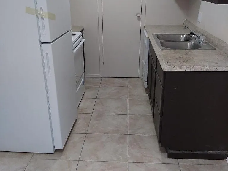 4318 Vfw Dr #30 — Photo 3