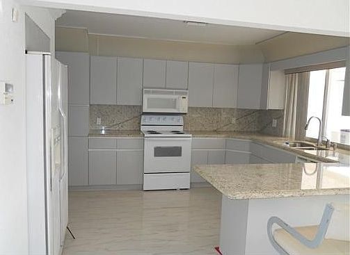 4th image of 1752 W Terrace Dr
