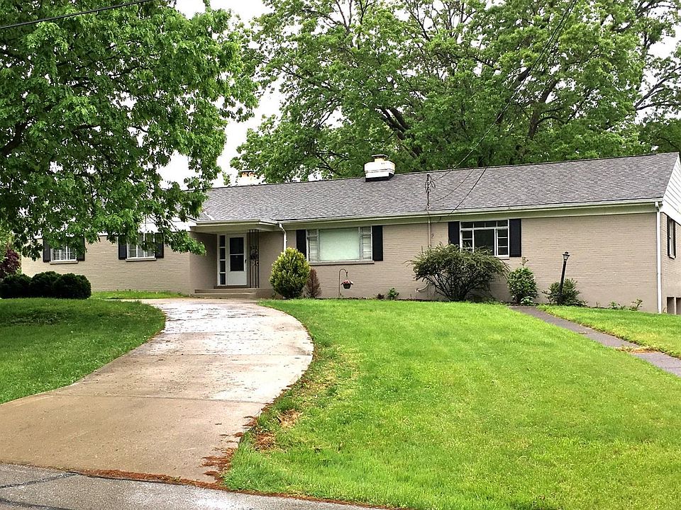 1st image of 8271 Lynnehaven Dr