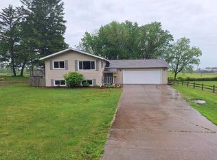 810 Railroad Ave, Viroqua, WI 54665