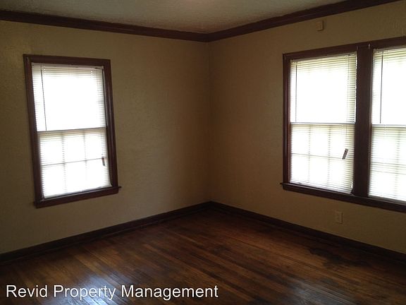 3rd image of 3559 Vernon Ave