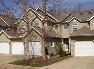 427 Eagle Trce #427, Cleveland, OH 44124