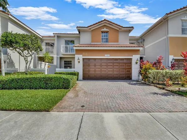 11491 NW 80th Ln, Doral, FL 33178