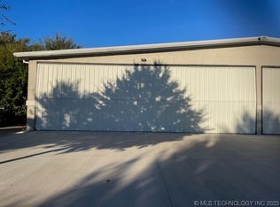 30700 S 567th Rd, Afton, OK 74331