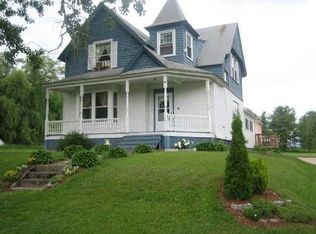 59 Main St, Canton, ME 04221