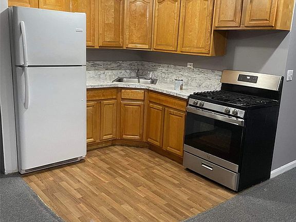 3rd image of 130-23 148th St Floor 2