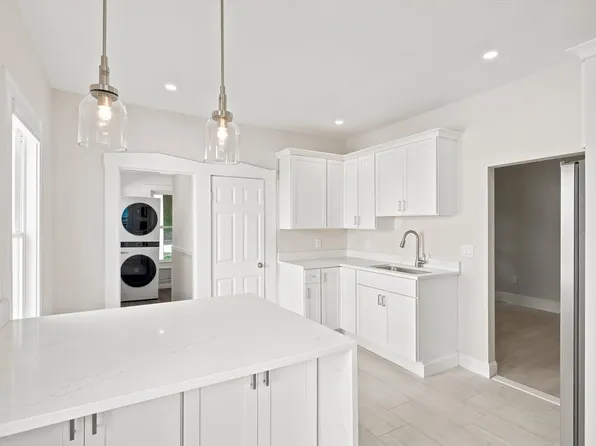 (undisclosed Address), Franklin, MA 02038