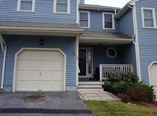 118 Colonial Dr #118, Sturbridge, MA 01566