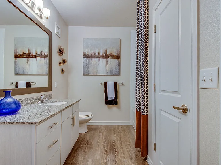 Select homes feature garden tubs