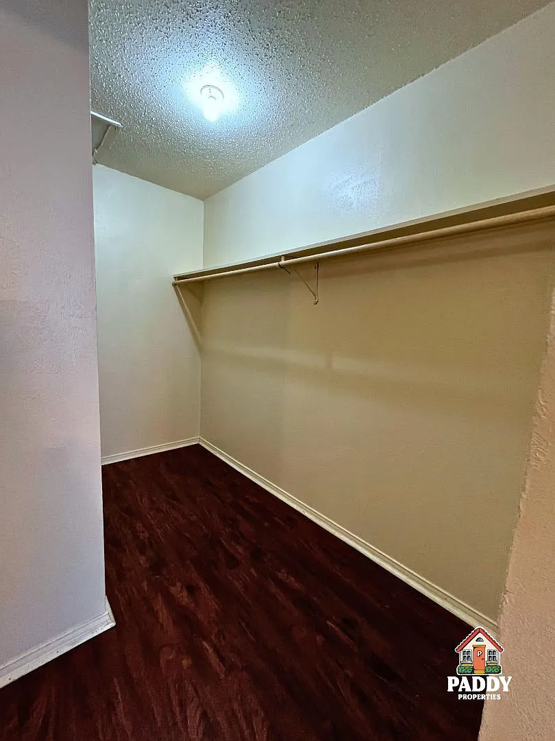 1305 S Jefferson Ave - 3 — Photo 3
